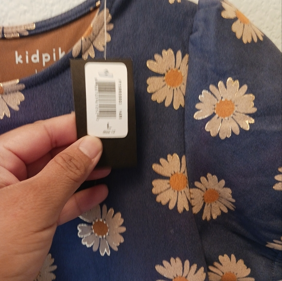 Daisy Suedette Dress Short Short Sleeve Relaxed Fit Dress Soft Sz Large 12 Girl - Picture 5 of 8